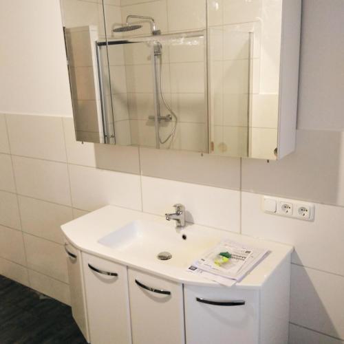 Łazienki wykończenia remont glazurnik układanie płytek płytki Biłgoraj Zamość Kraków Łukasz Surmacz