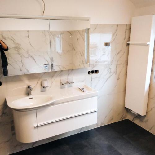 Łazienki wykończenia remont glazurnik układanie płytek płytki Biłgoraj Zamość Kraków Łukasz Surmacz